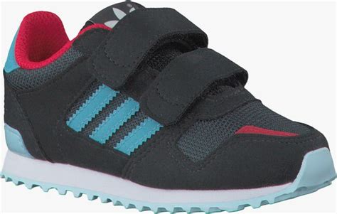 adidas zwarte veter sneaker|sneaker essentials veters.